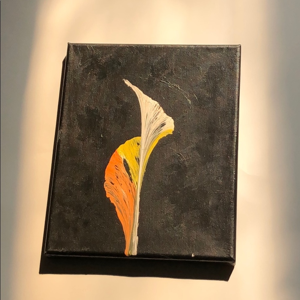 Unique flower twist canvas